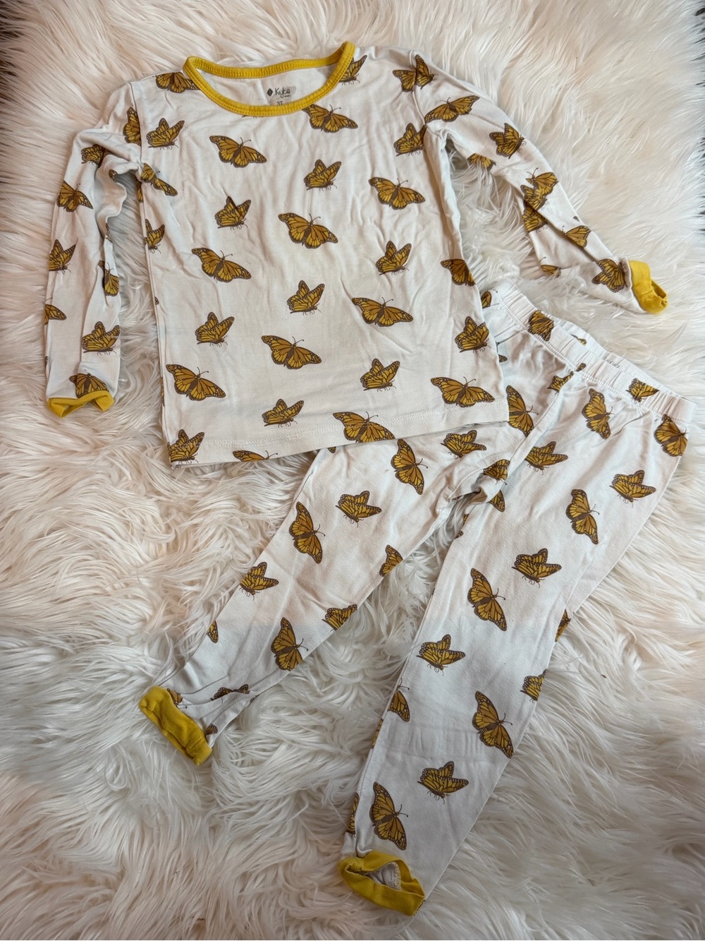 Kyte BABY White Pajama Set with Monarch Print